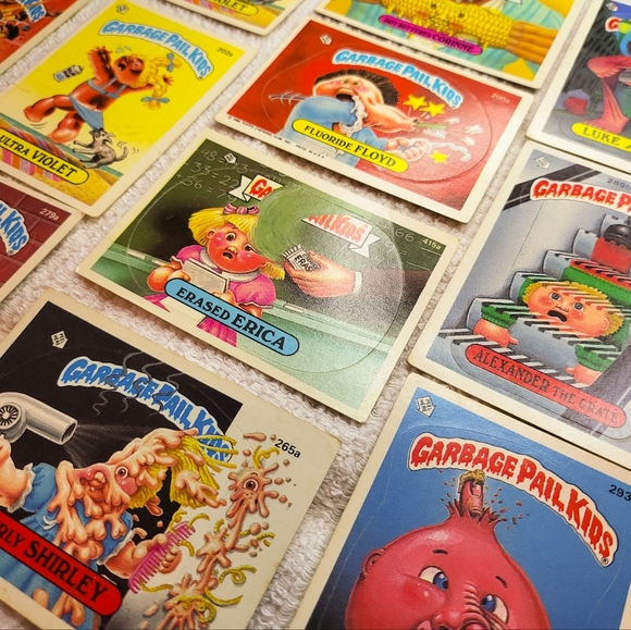 VINTAGE GARBAGE PALE STICKER CARDS! - Picture 4 of 10